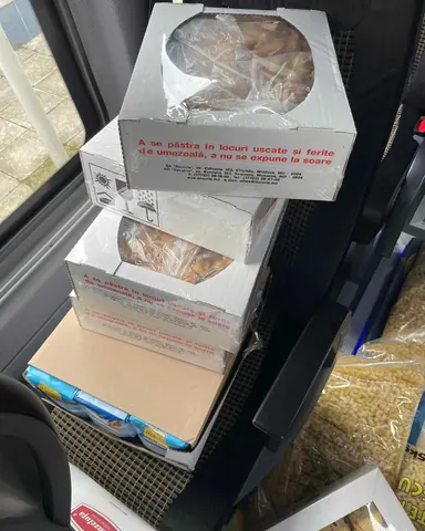 Activitate filantropică: „Da Vinci alături de refugiații din Ucrainaˮ, martie 2022 — fotografia 3