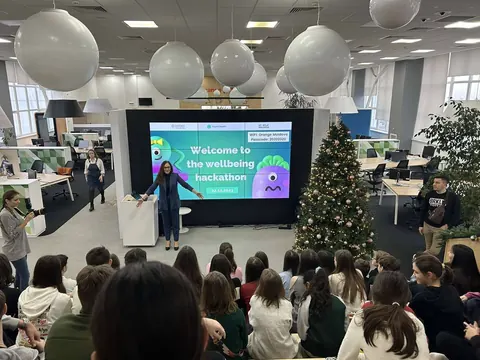 Rezultate școlare: concursul „Hackathon creativ”, 2 decembrie 2023 — fotografia 3