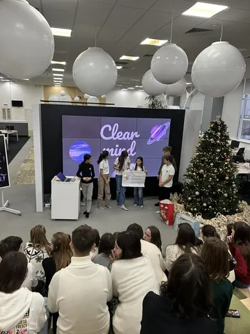 Rezultate școlare: concursul „Hackathon creativ”, 2 decembrie 2023 — fotografia 7