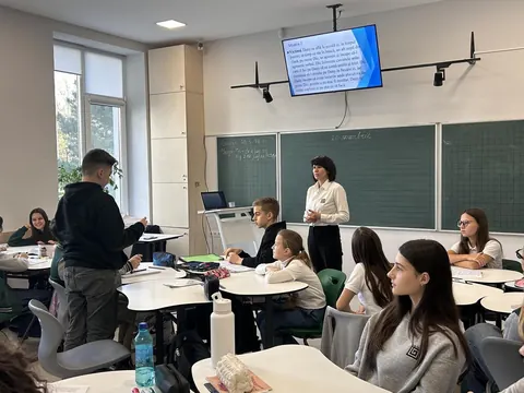 Educație juridică. Atelierul de discuție la EPS, cu tema: „Copiii în contact cu legea”, 20 noiembrie 2024 — fotografia 2