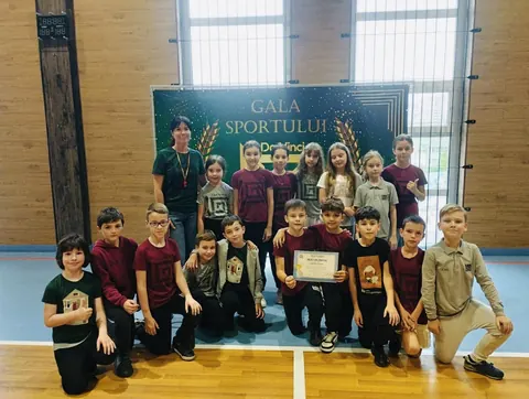 Domeniul de activitate: Educație Sensibilă la Gen, Festivalul MAI OLIMPIC, 29 mai 2024 — fotografia 4