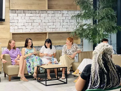 Formare profesională: Sănătate mintală în școală. Conștientizare, semne, simptome și probleme, 14 august 2024 — fotografia 2