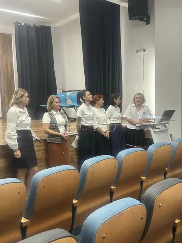 Seminar instructiv-metodic “ Dezvoltarea competenței de literație în cadrul lecțiilor de limbă şi literatura română”,… — fotografia 2